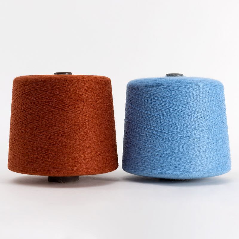 Filato misto australiano 85% lana 15% acrilico ad alto volume 32/2 per filo da cucito