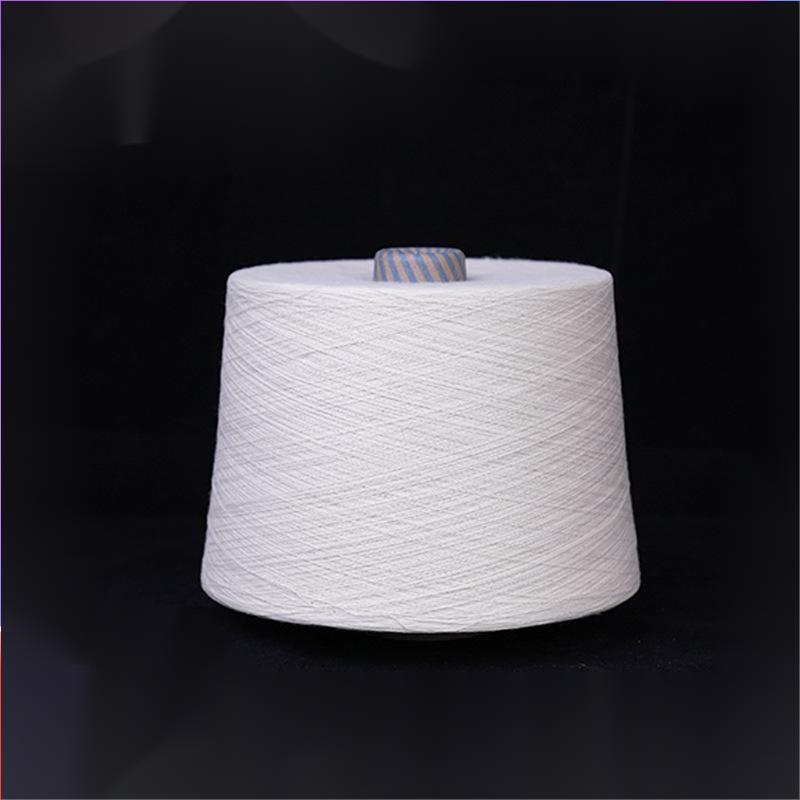 100% cotone Xin Jiang 32S cardato filato ad anello per tessitura e maglieria